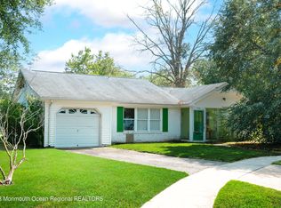 129 Azalea Ct, Lakewood, NJ 08701