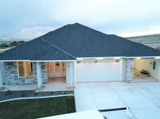 4096 Clover Rd, Richland, WA 99352