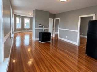 126 Perry St Unit 2, New Bedford, MA 02745