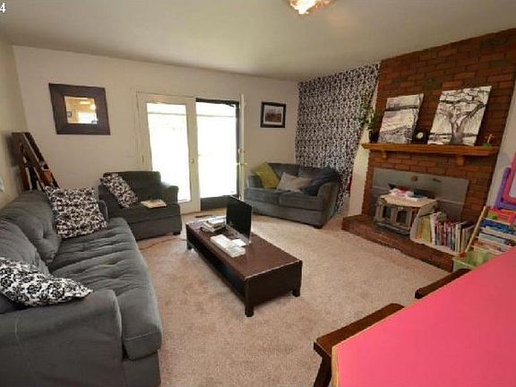 5th image of 1742 SE 53rd Ave