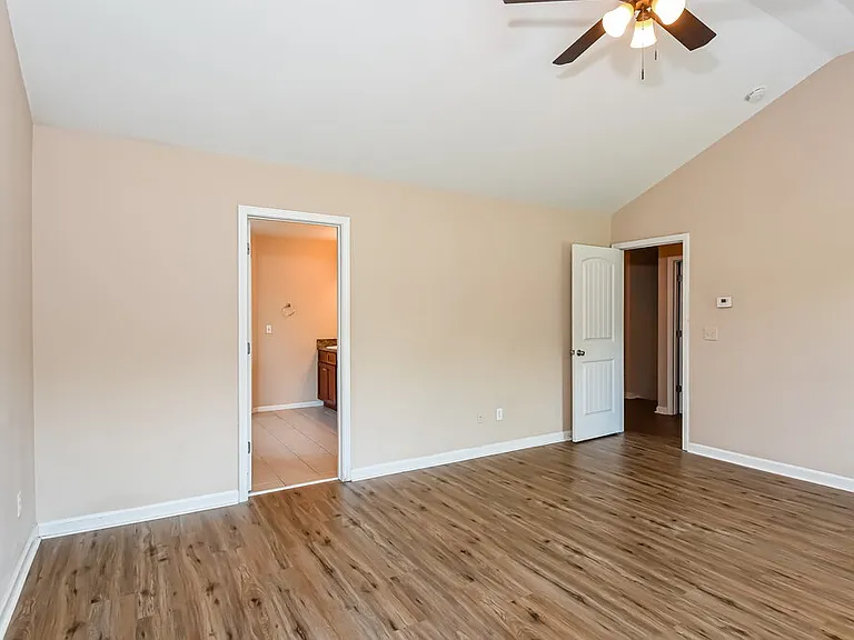 16 Rosen St NW — Photo 11