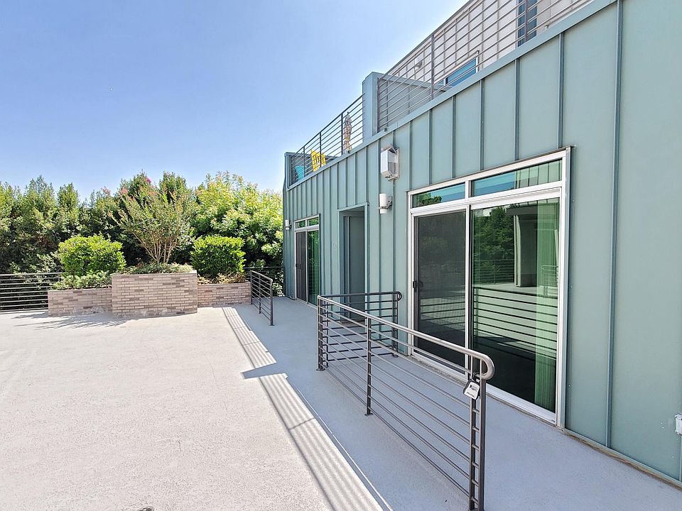 1st image of 728 W Doran St #266