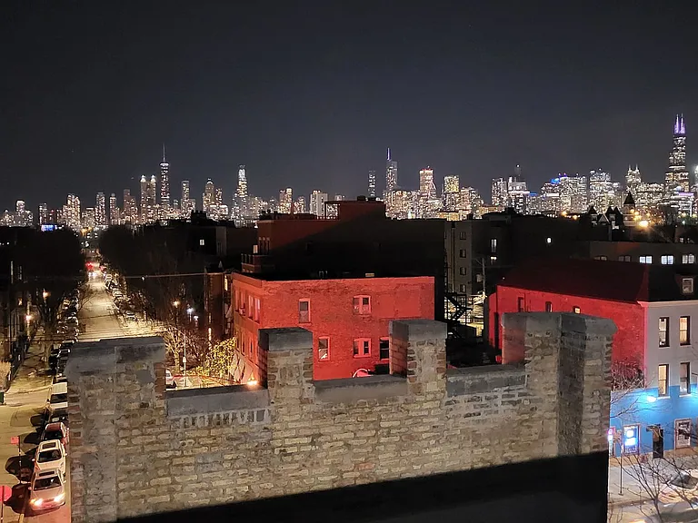 East Village Lofts- 1062 N. Ashland Ave — Photo 4