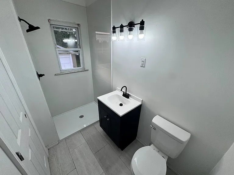 1580 Summit Ave #2 — Photo 12