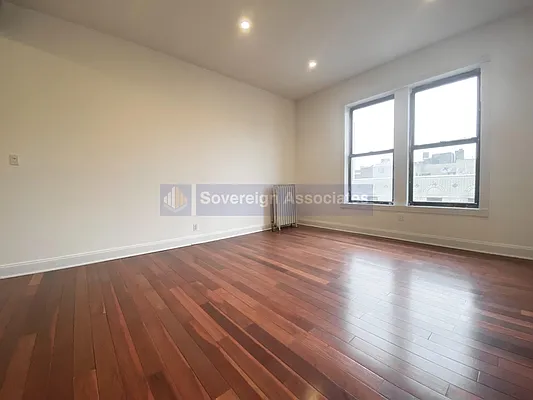 Rented by Sovereign Associates | media 4