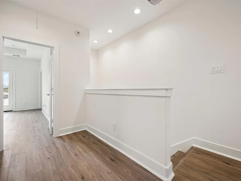 3504 Caplin St #B — Photo 11