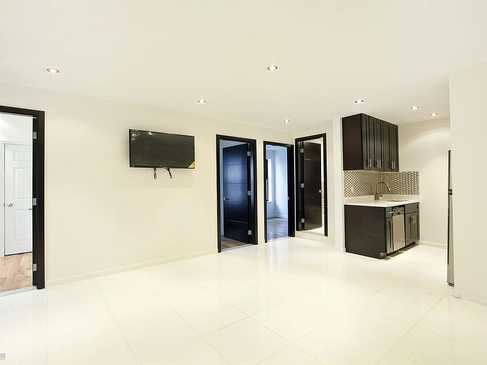 1st image of 71 W 107th St APT 2E