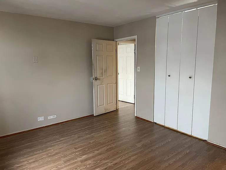 4300 W Ford City Dr #707 — Photo 6