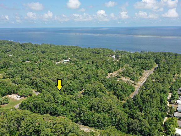 2nd image of 31 Bluewater Beach Cir