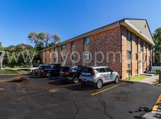 3833 Cuming St #3833/02, Omaha, NE 68131
