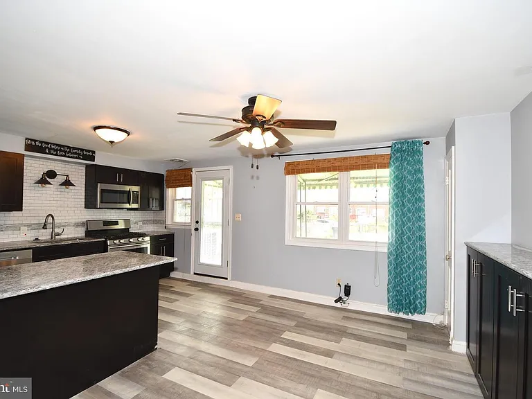 1410 N Forest Park Ave — Photo 15