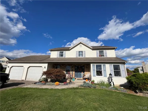 243 Zimmer Ct, Wind Gap, PA 18091