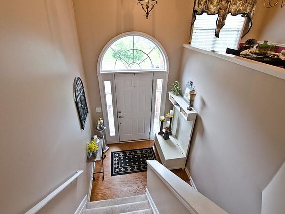 4th image of 1609 Eagle Dr
