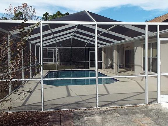 2nd image of 12311 Riverglen Dr
