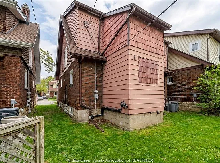 431 Randolph Ave #LOWER — Photo 20