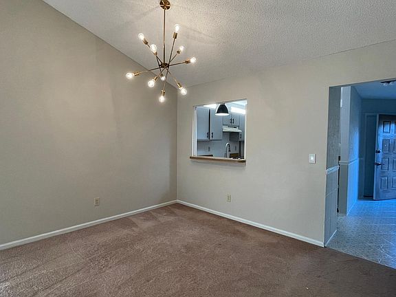 3rd image of 85 Debarry Ave APT 3073