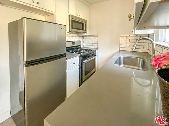 4th image of 508 N Ardmore Ave APT B