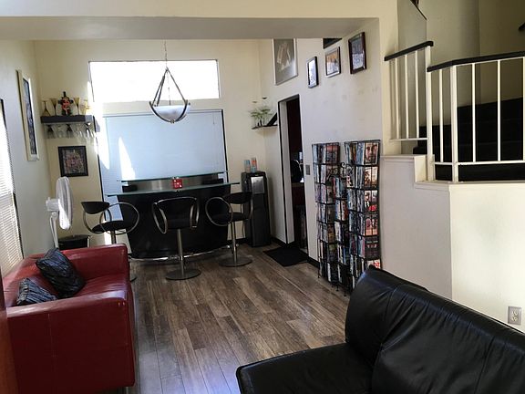 4th image of 810 Santa Monica Ct