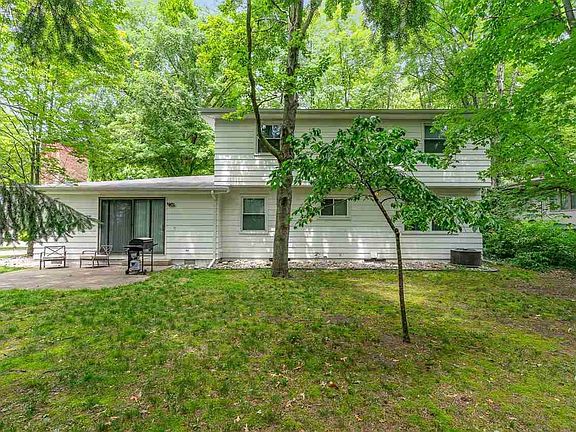 5th image of 1211 Kingsbury Ct