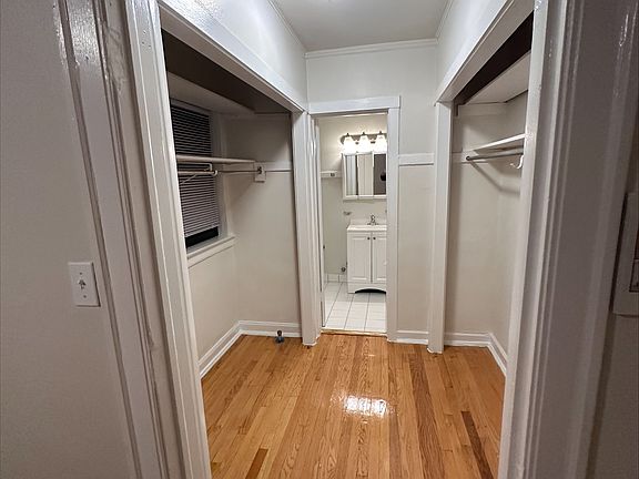 5th image of 1712-20 W Albion Ave #D1
