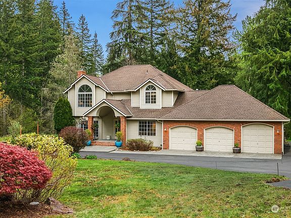 2nd image of 12514 318th Avenue NE