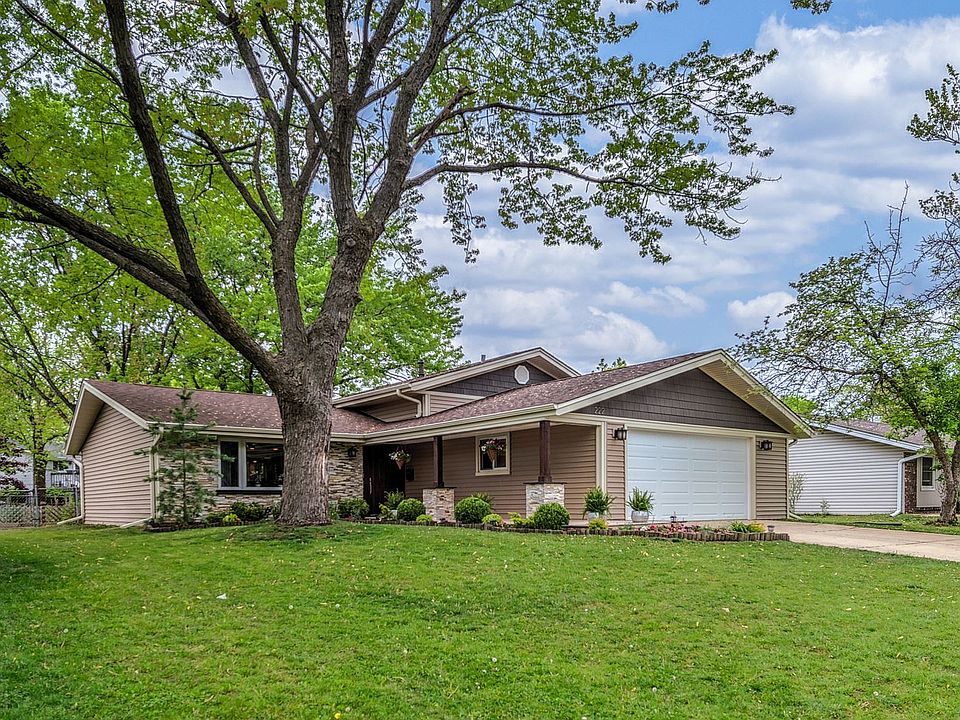 1st image of 222 Williams Dr