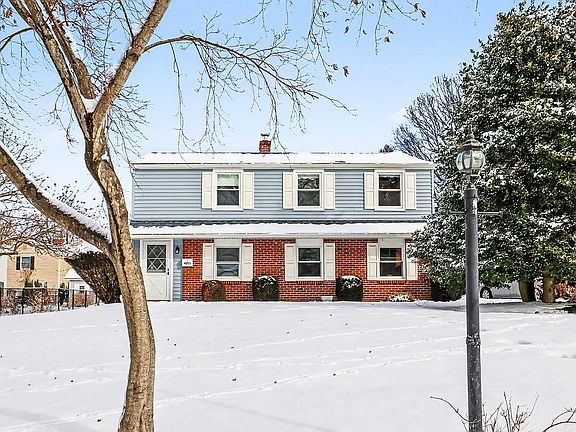 2nd image of 4051 Hillside Rd