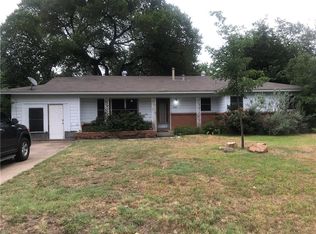 2309 Sandy Ln, Fort Worth, TX 76112