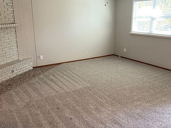 Living with fireplace