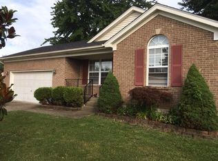 4014 Cedarway Ct, Louisville, KY 40229