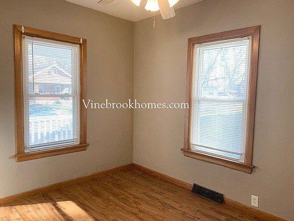 4th image of 2909 Kincaid Ave