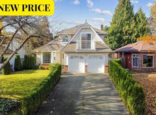 9469 154th St, Surrey, BC V3R 9E2