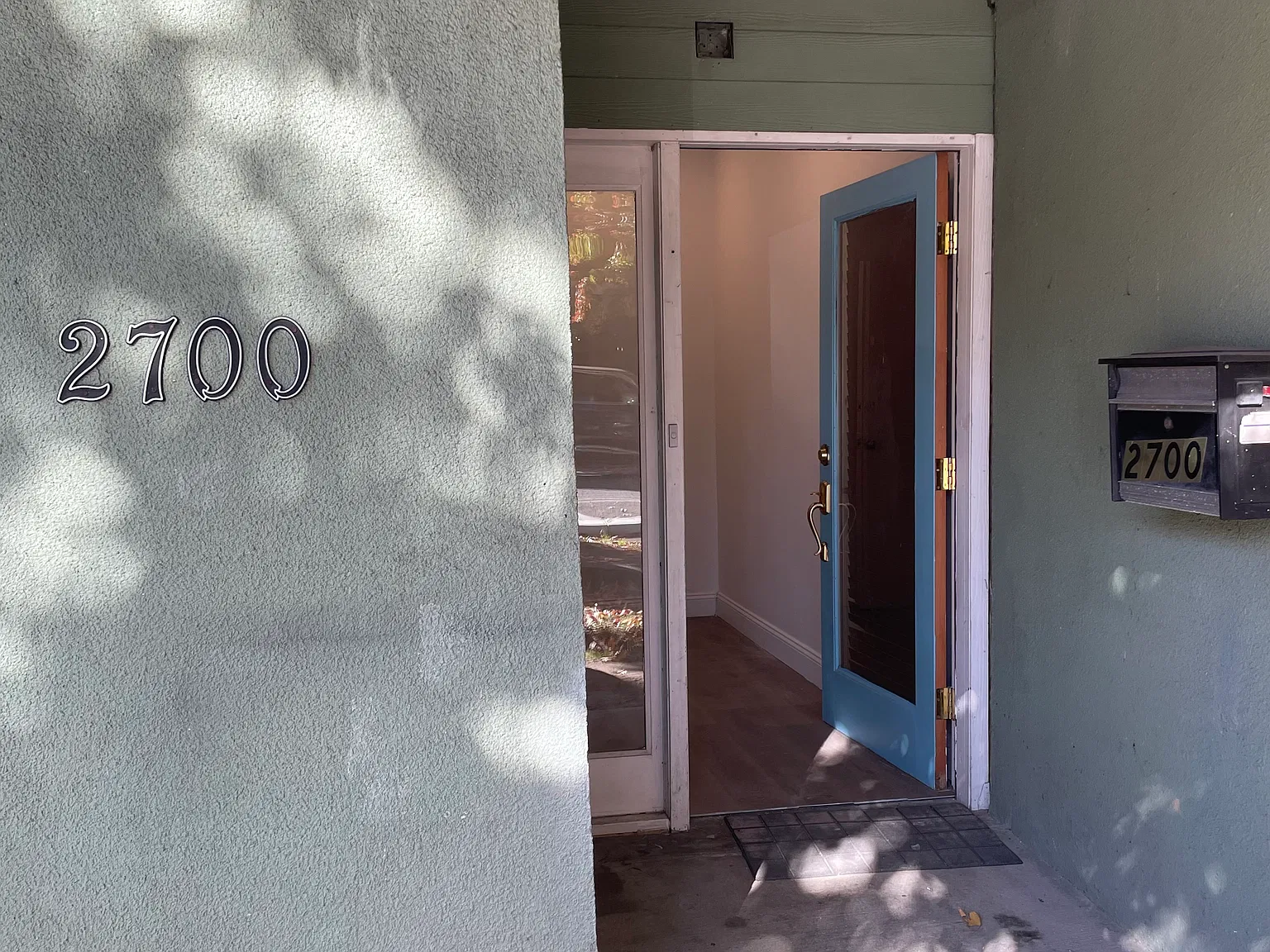 Upstairs unit with separate entrance