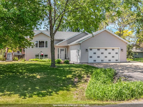 3393 Harbor Bay Rd, Oshkosh, WI 54901