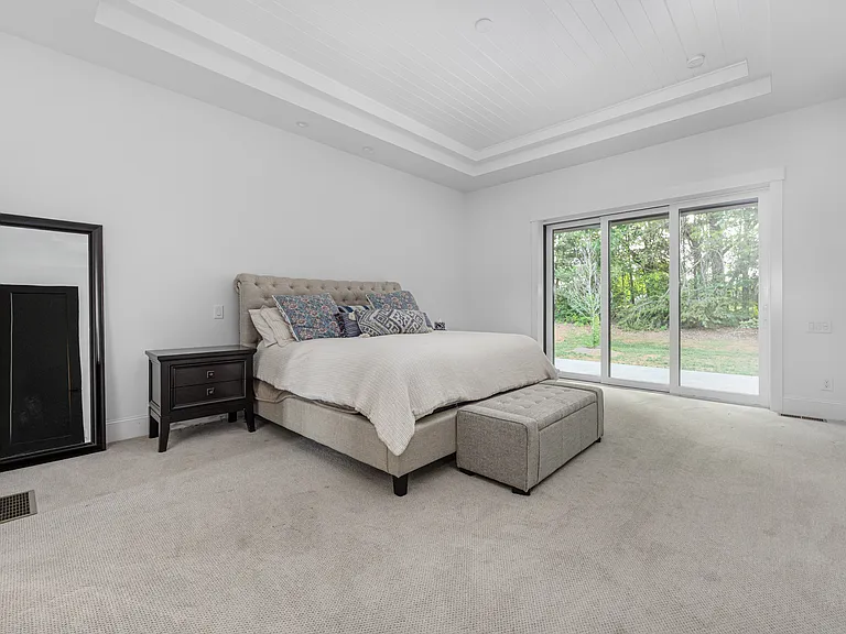 10119 Laurier Ln — Photo 34
