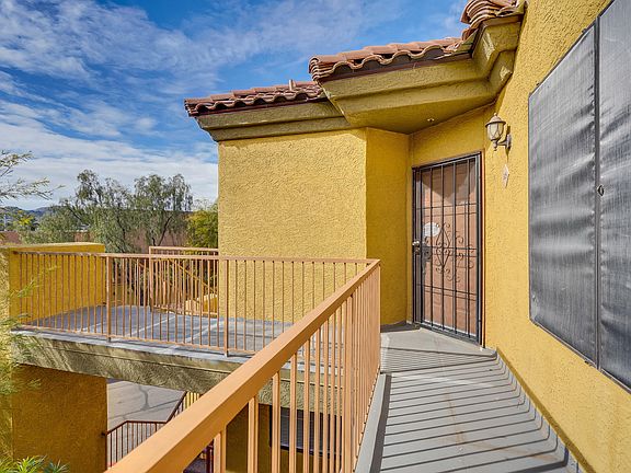 2nd image of 4925 E Desert Cove Ave Unit 315