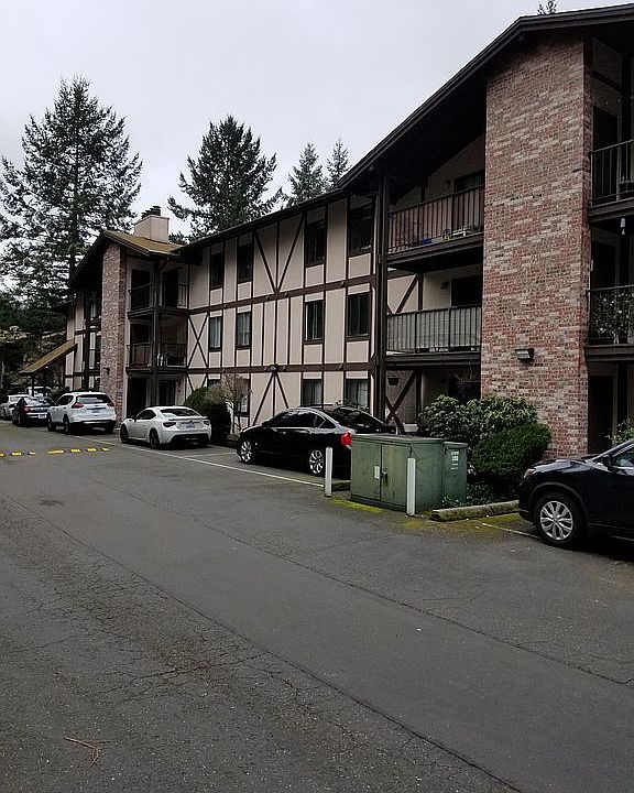 2nd image of 4501 Grandview Dr W Unit T102