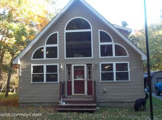 212 Summit Dr, Albrightsville, PA 18210