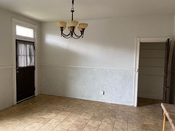 5th image of 3223 Indiana Ave #1F