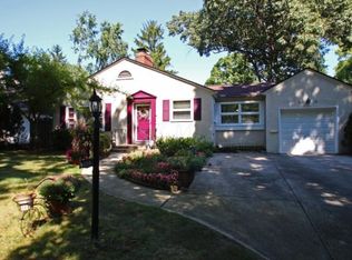 114 E Riverglen Dr, Worthington, OH 43085