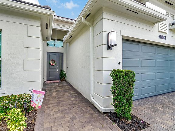 3rd image of 9630 Brook Isles Avenue