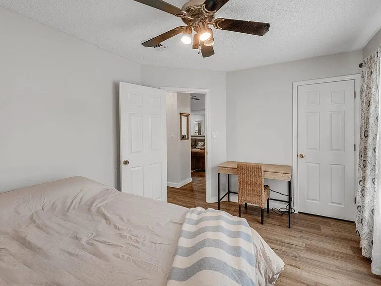 6453 Garden Dr — Photo 17