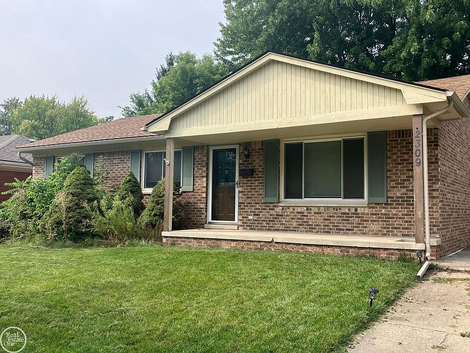 1st image of 2309 E Lincoln Ave