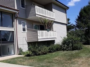 28 Henry St #28, Norwich, CT 06360