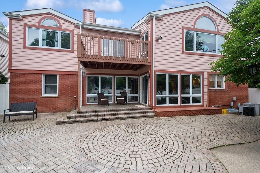 1st image of 5734 N Kingsdale Ave