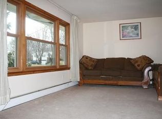16 Coach Ln, Newburgh, NY 12550