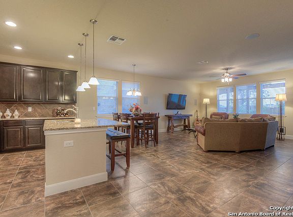 4th image of 12907 Waterlily Way