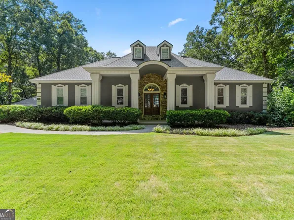 5725 Ash Dr, Cumming, GA 30040