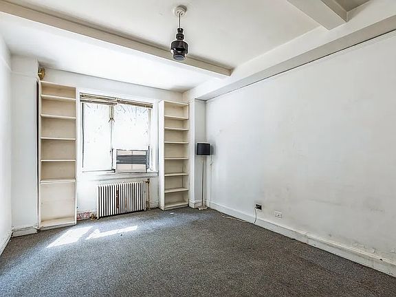 5th image of 7 W 96th St APT 1B