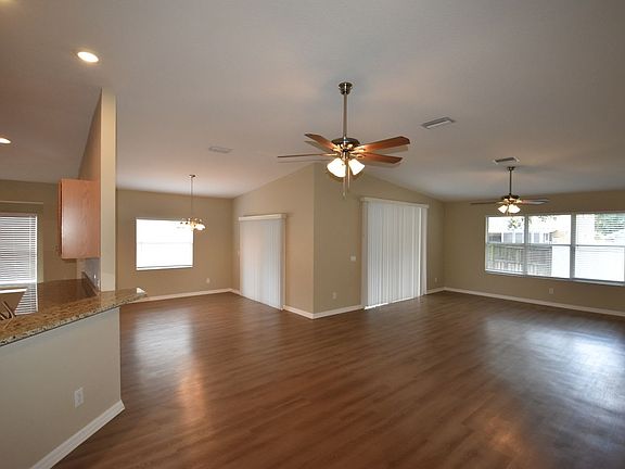 4th image of 1818 Winn Arthur Dr